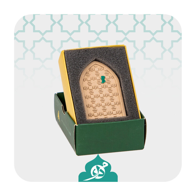 **"مهر بزرگ دخیل هدیه‌ای معنوی و زیبا برای نمازگزاران